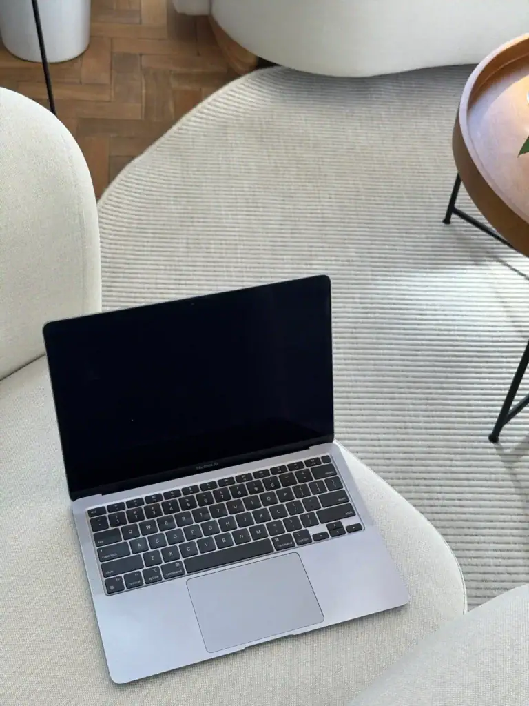 Solida Creative Studio - Social Media Management Services